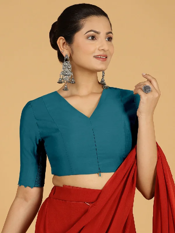 Divya x Rozaana | Elbow Sleeves Saree Blouse in Crystal Teal