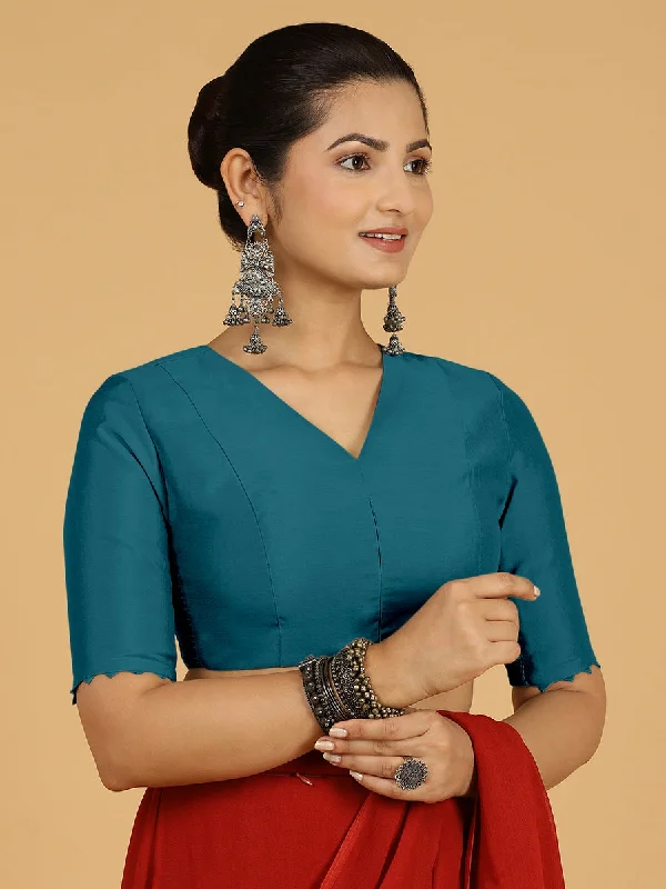 Divya x Rozaana | Elbow Sleeves Saree Blouse in Crystal Teal