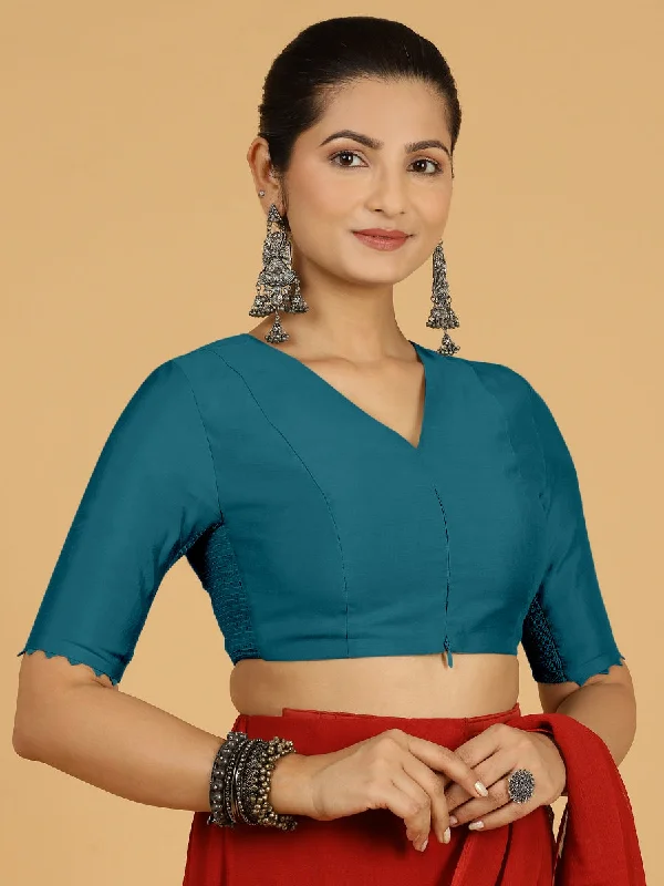 Divya x Rozaana | Elbow Sleeves Saree Blouse in Crystal Teal