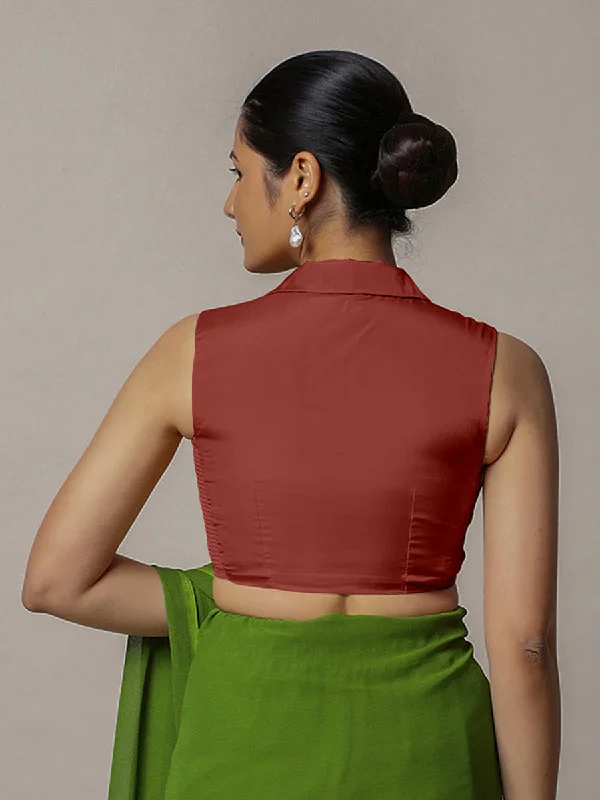 Avni x Rozaana | Auburn Red Sleeveless FlexiFit™ Saree Blouse with Elegant Shawl Collar