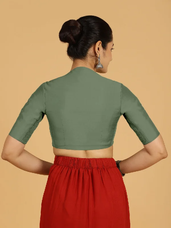 Pallavi x Rozaana | Elbow Sleeves Saree Blouse in Hunter Green