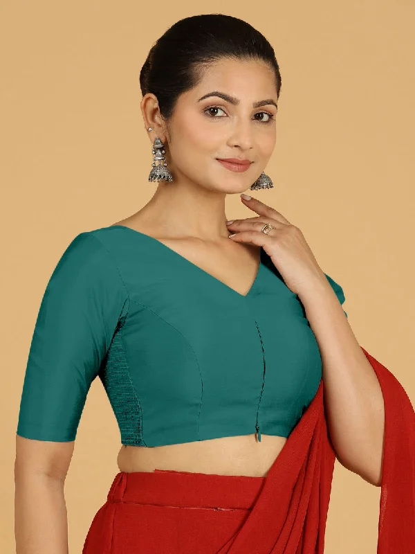 Shabana x Rozaana | Elbow Sleeves Saree Blouse in Peacock Green