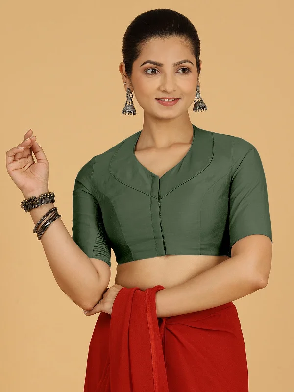 Pallavi x Rozaana | Elbow Sleeves Saree Blouse in Pine Green