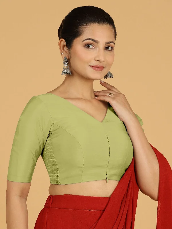 Shabana x Rozaana | Elbow Sleeves Saree Blouse in Pista Green