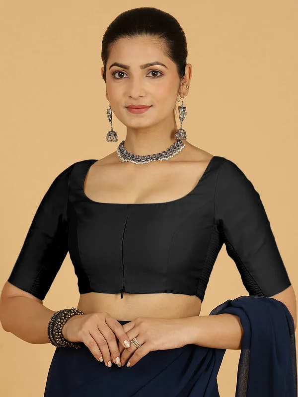 Nidhi x Rozaana | Elbow Sleeves Saree Blouse in Raven Black