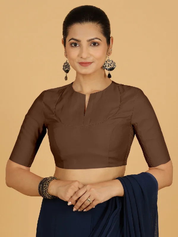 Karishma x Rozaana | Elbow Sleeves Saree Blouse in Walnut Brown