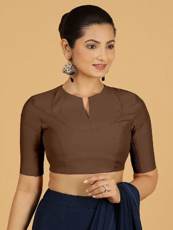 Karishma x Rozaana | Elbow Sleeves Saree Blouse in Walnut Brown