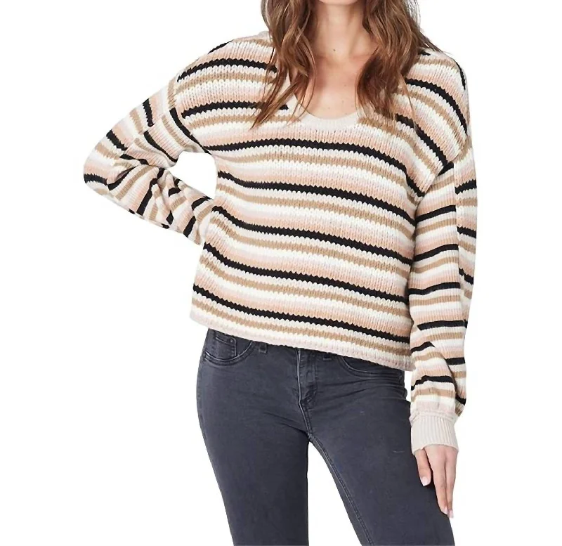 Everlee Sweater In Multi