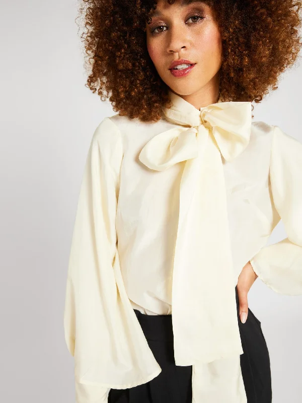 Gigi Top in Ivory Silk